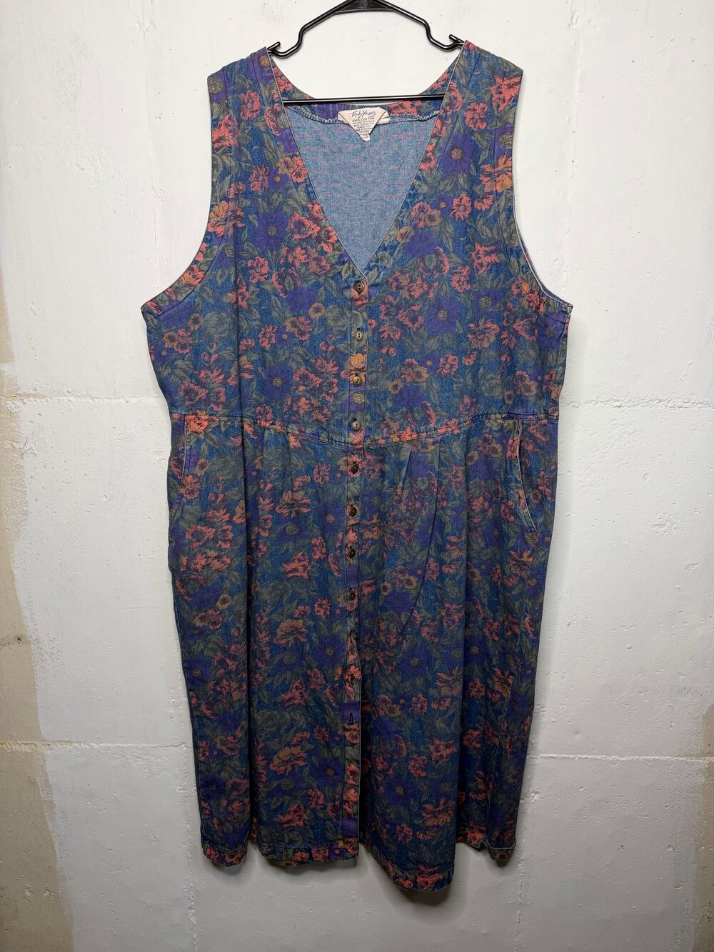 Truly Yours Vintage 90s 3X Denim Button Down Dress Sleeveless Floral Flowers